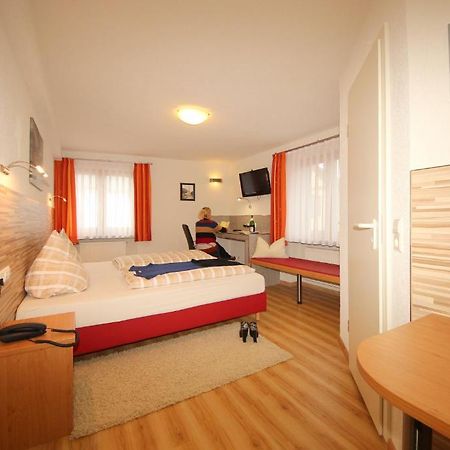 Hotel Krone Stuehlingen - Das Tor Zum Suedschwarzwald Exterior foto